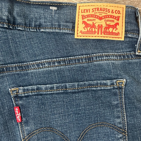 NWT Levi's Dark Blue Boot Cut Jeans size 10 - Picture 5 of 6